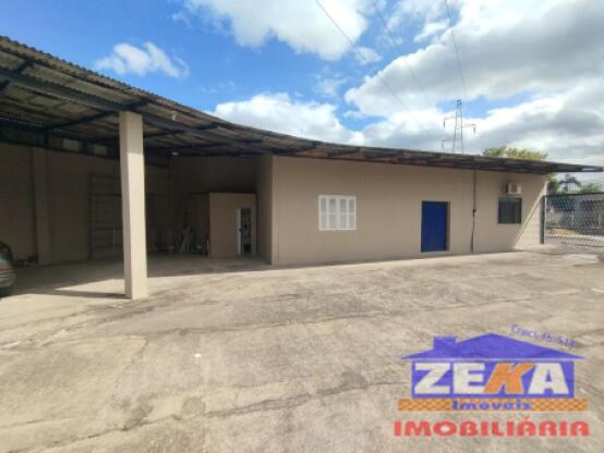 Excelente casa com amplo terreno e grande potencial comercial!