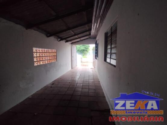 Terreno com Casa Antiga à Venda – Ótima oportunidade!