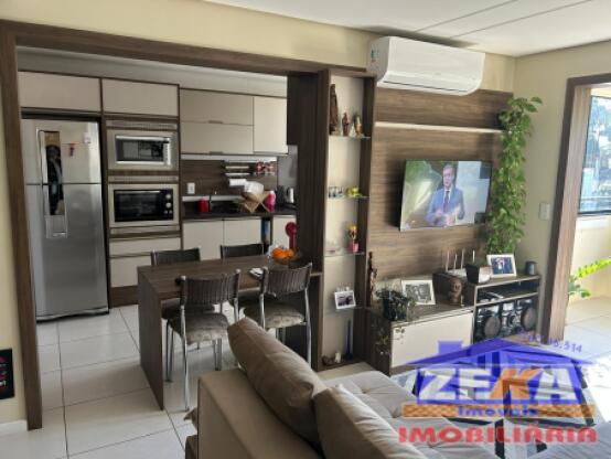 Apartamento de 02 dormitórios – Conforto, Estilo e Excelente Localização!