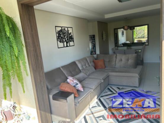 Apartamento de 02 dormitórios – Conforto, Estilo e Excelente Localização!