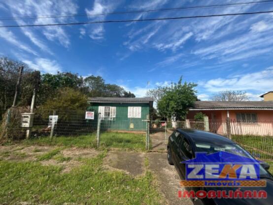 Casa em Madeira Estilo Chalé com Amplo Terreno