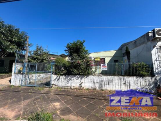 Casa antiga com excelente preço e bem localizado