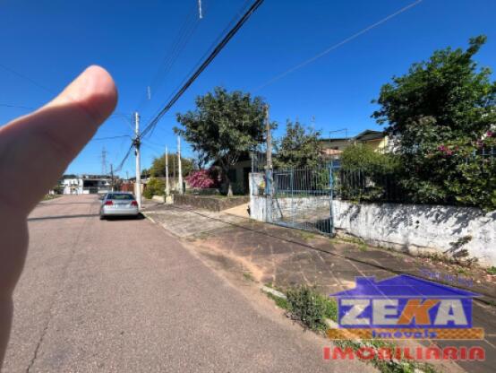 Casa antiga com excelente preço e bem localizado