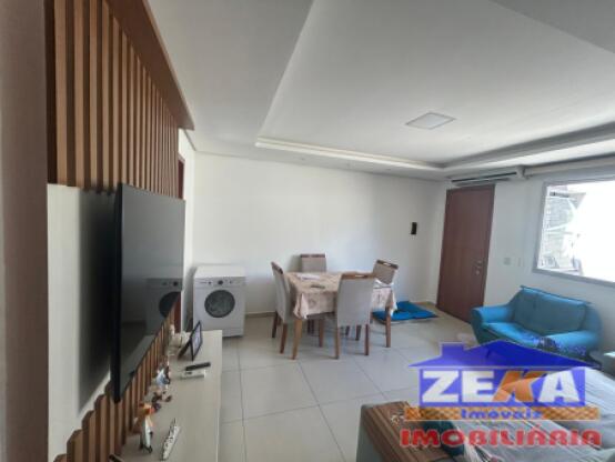 Apartamento 2 dormitórios Morada I reformado e semimobiliado - com vaga de estacionamento