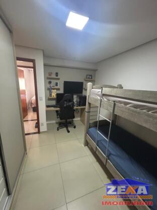 Apartamento 2 dormitórios Morada I reformado e semimobiliado - com vaga de estacionamento