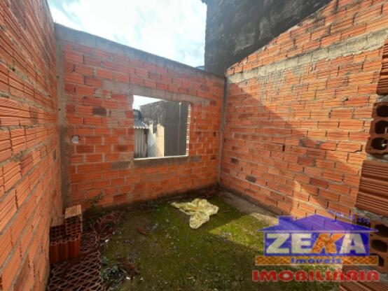 Terreno à Venda com Casa em Alvenaria em Construção - Bairro São José - Esteio