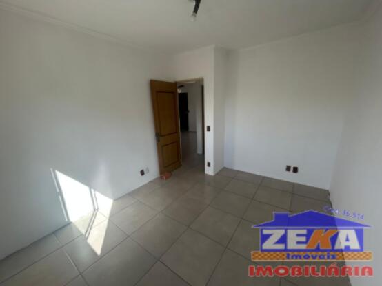 Apartamento de 2 Dormitórios Semimobiliado - Morada de Esteio I