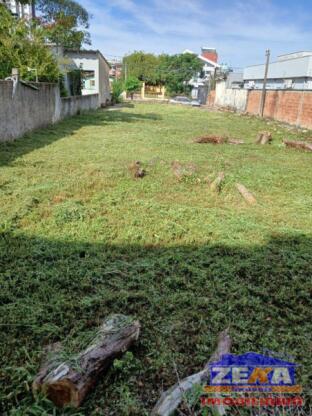 TERRENO À VENDA – EXCELENTE LOCALIZAÇÃO NO CENTRO